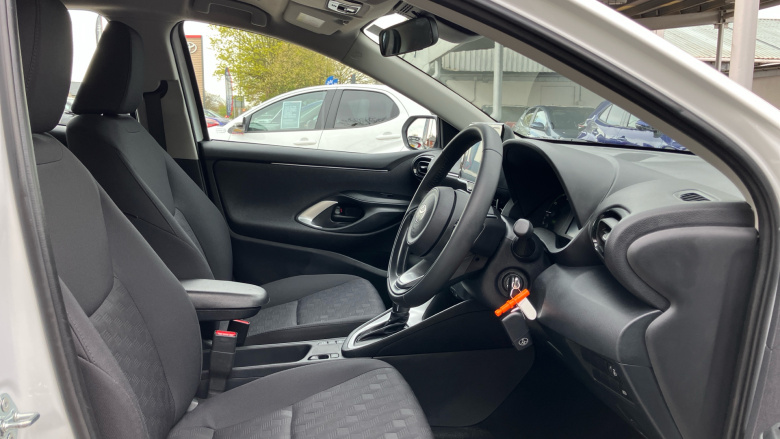 Toyota Yaris 1.5 Hybrid Icon 5dr CVT Hybrid Hatchback